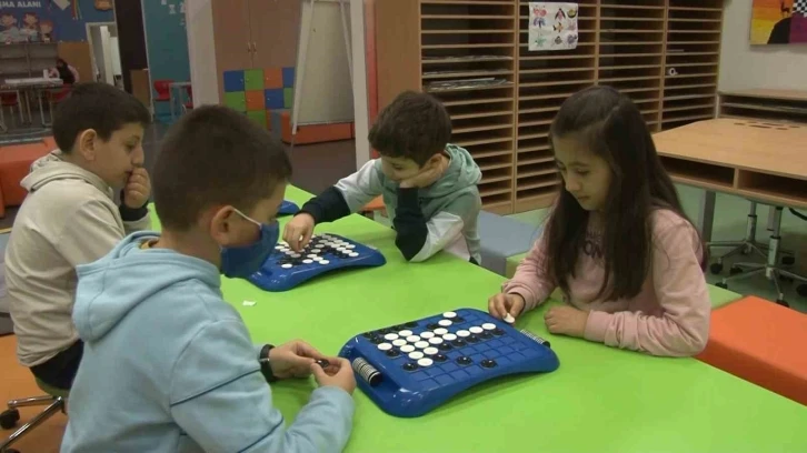 Arnavutköy’de karne hediyesi zeka yarışmaları
