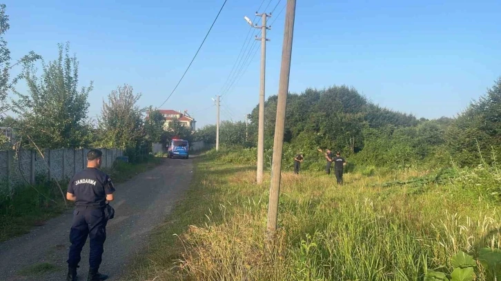 Arsa kavgasında oğlunu silahla vurarak yaraladı
