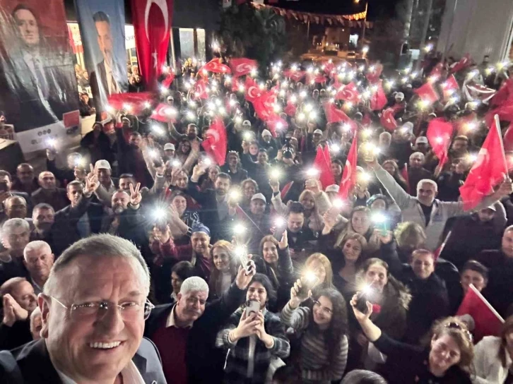 Arsuzlular, Başkan Savaş’ı bağrına bastı
