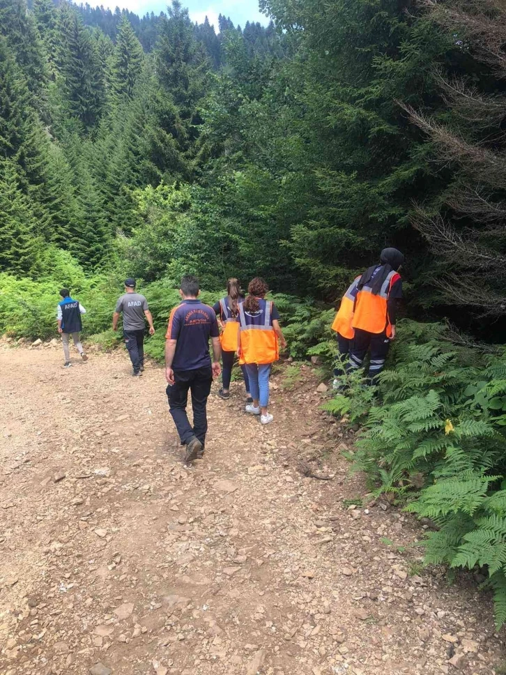 Artvin’de kayıp yaşlı adam için ekipler seferber oldu
