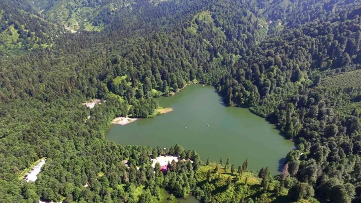 Artvin’in Karagölleri’ni bir yılda 140 bin kişi ziyaret etti
