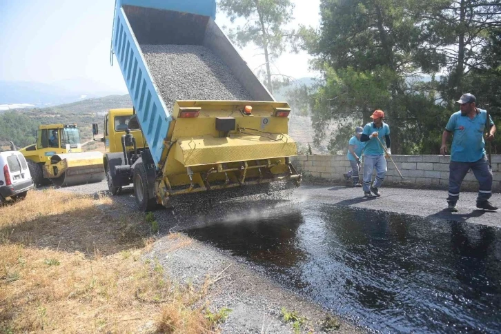 Asfalt çalışmaları Keşefli ve Uğrak Mahallesi’nde sürüyor
