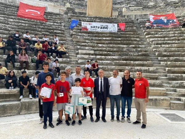 Aspendos'ta satranç tarih ile buluştu