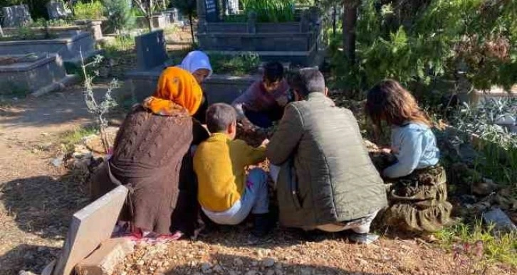 Asrın felaketinin vurduğu bölgede buruk bayram