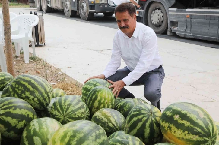 Atakum Belediyesi’nden çiftçi dayanışması
