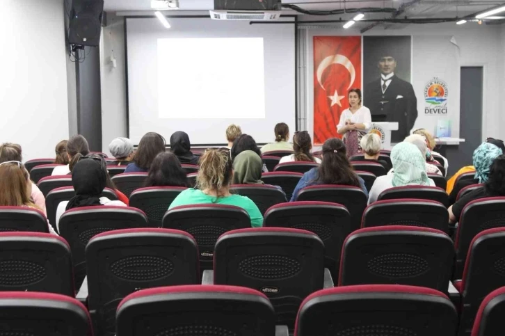 Atakum’da ‘Çocuk İhmali ve İstismarı’ semineri
