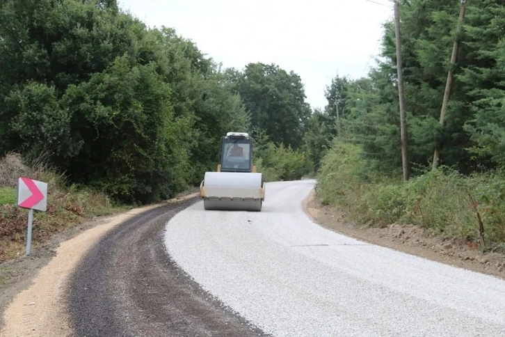 Atakum’da yol yapım ve onarım çalışmaları
