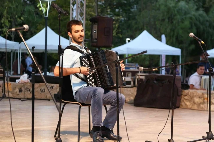 Ataşehir’de akordeon rüzgarı esti
