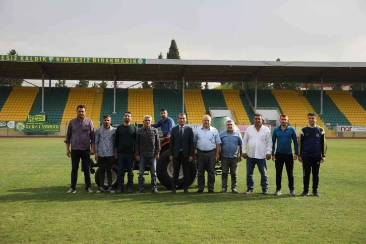 Atatürk Stadyumu’nda bakım çalışmaları başladı
