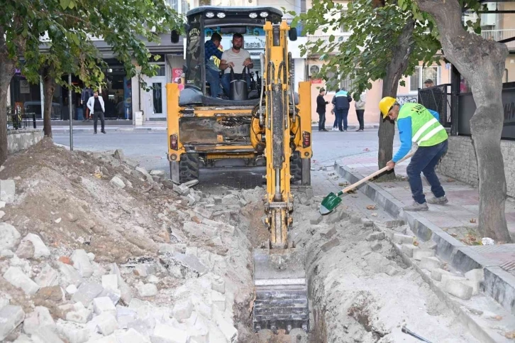 Avni Gemicioğlu Caddesinin altyapı çalışmaları başladı
