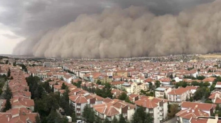 Avrupa Uzay Ajansı'ndan Türkiye'ye çöl tozu uyarısı: 15-18 Nisan tarihleri arasında etkili