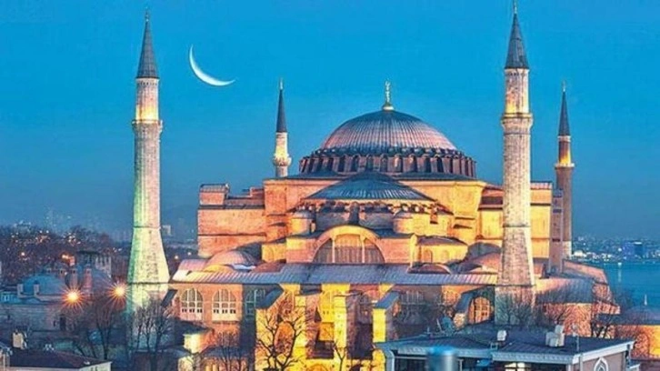 Ayasofya Cami-i Şerifi ibadete açıldığından beri yaklaşık 25 milyon ziyaretçi ağırladı