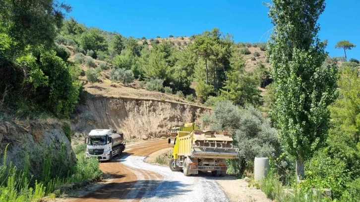 Aydın Büyükşehir Belediyesi’nden Bozdoğan’da yol çalışması
