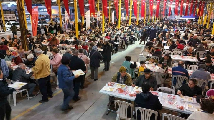 Aydın Büyükşehir Belediyesi Ramazan Ayında Binlerce Vatandaşı Bir Araya Getirdi