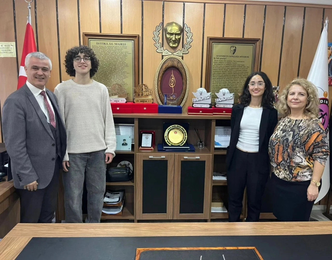 Aydın Fen Lisesi öğrencileri, ‘kutup’ projeleriyle Aydın’ı temsil etti
