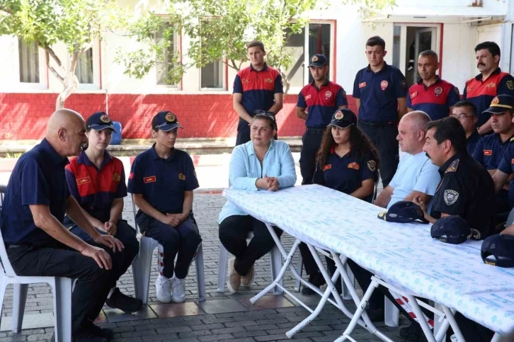 Aydın’ın ‘Ateş Savaşçıları’ndan Başkan Çerçioğlu’na doğum günü sürprizi
