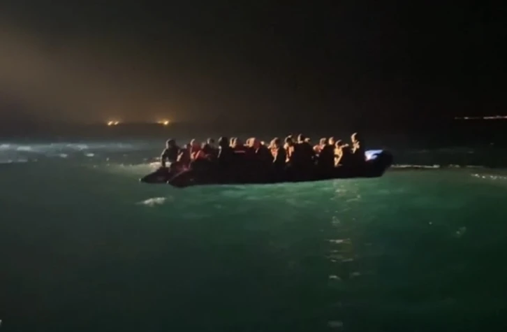 Ayvacık açıklarında 43 kaçak göçmen kurtarıldı
