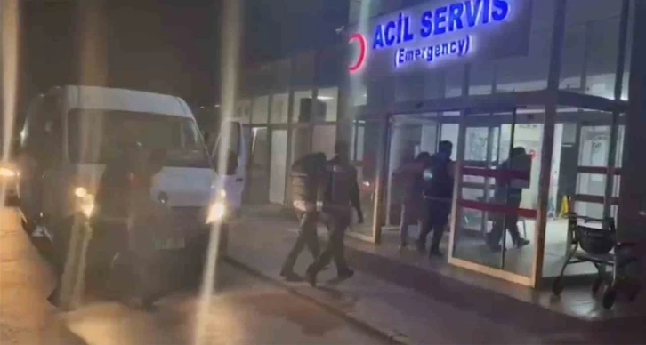 Ayvalık’ta 7 organizatör ile 14 düzensiz göçmen yakalandı
