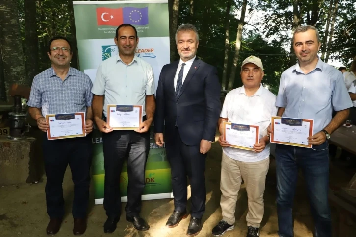 Azerbaycanlı heyet Samsun’da fındık bahçelerini inceledi
