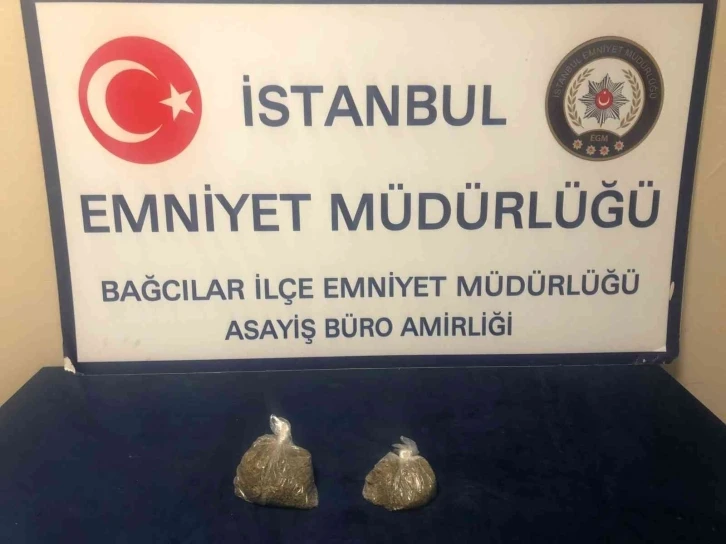 Bağcılar’da 2 uyuşturucu taciri yakalandı
