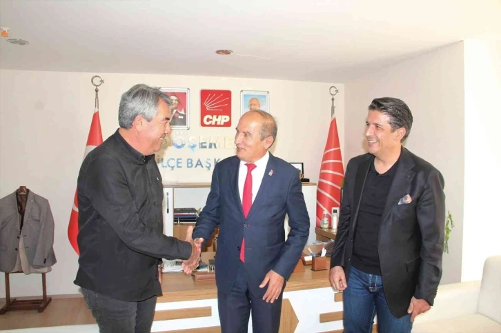 Bağımsız belediye meclis üyesi CHP’ye katıldı
