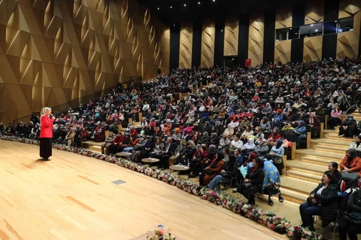 Bağırmayan Anneler’in yazarı kadınlarla buluştu
