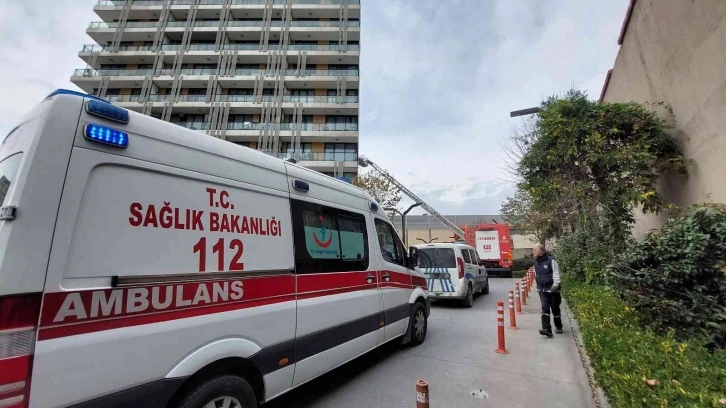 Bahçelievler’de korkutan yangın: 1 kişi dumandan etkilendi
