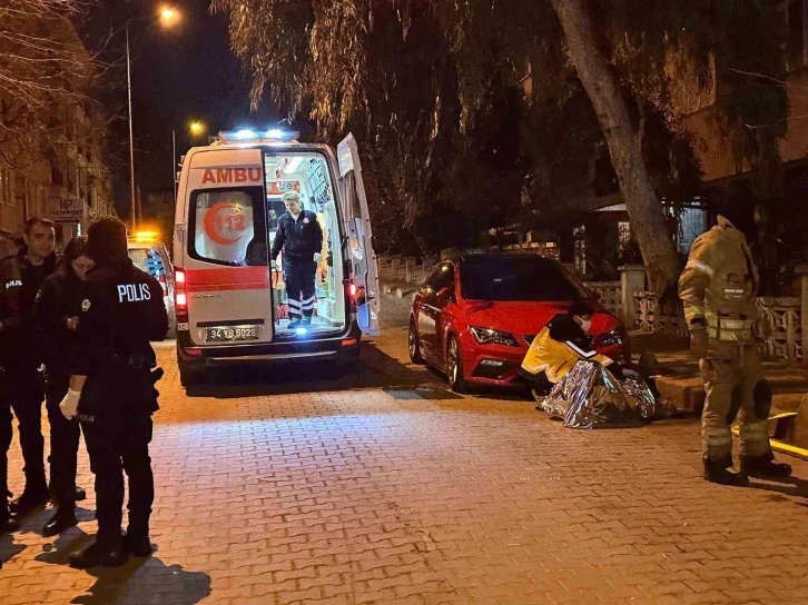 Bahçelievler’de korkutan yangın: Dumandan etkilenen 2 kişi hastaneye kaldırıldı
