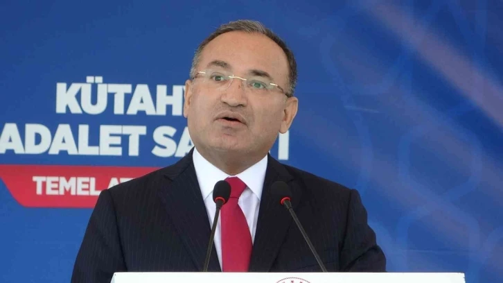 Bakan Bozdağ: &quot;Türkiye Cumhuriyeti onurlu bir tavır ortaya koymuştur&quot;
