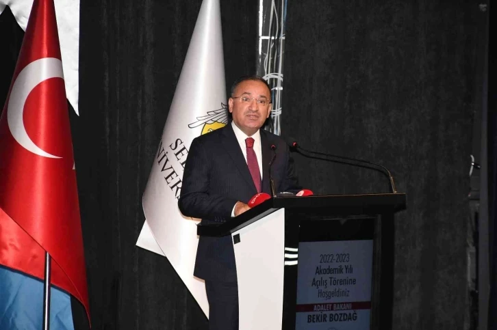 Bakan Bozdağ: “Siyasi hesaplarla yargı her gün tartışma konusu yapılıyor”
