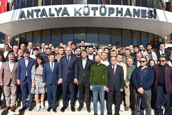 Bakan Ersoy, Akdeniz Bölgesi'nin en büyük kütüphanesini hizmete açtı/ Ek fotoğraflar