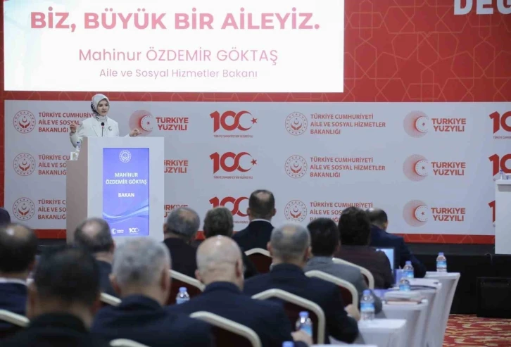 Bakan Göktaş: “Masa başında olan il müdürleri değil sahada olan il müdürleri istiyorum”
