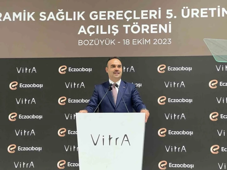 Bakan Kacır: "İhracatımız, geçtiğimiz yıl yeni bir rekora imza atarak 254 milyar dolara ulaştı"
