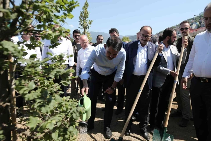 Bakan Kurum: “Çekirge Teras Projesi Bursa’nın ekolojik koridoru olacak”
