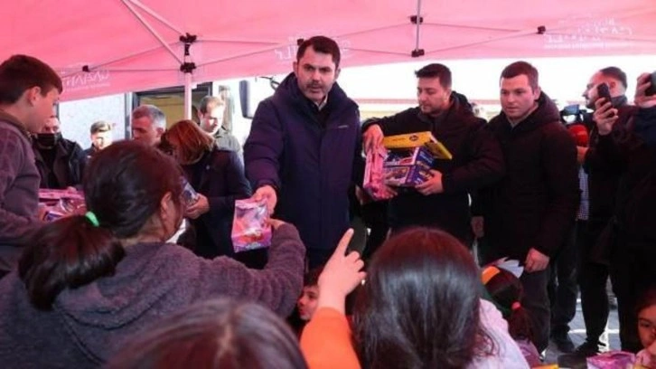 Bakan Kurum, deprem bölgesi yol haritasını paylaştı