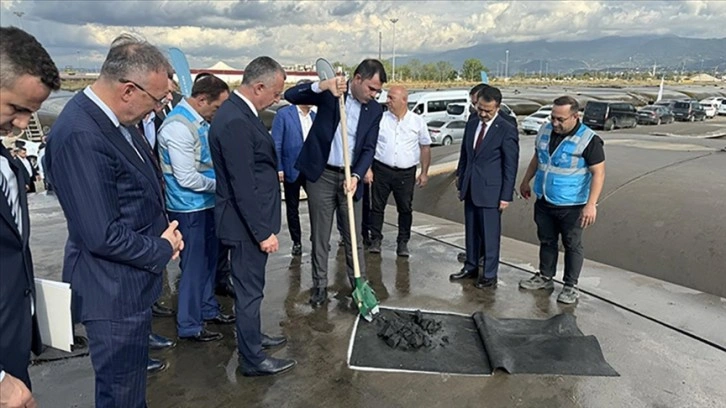 Bakan Kurum, İzmit Körfezi Dip Çamur Temizleme Tesisini inceledi