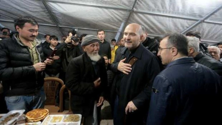 Bakan Soylu Hatay'da: Allah şahittir, sizi yalnız bırakmayacağız