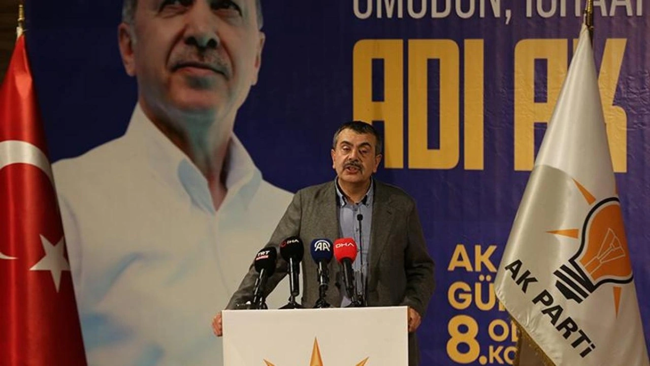 Bakan Tekin: CHP’nin mevcut yönetimi kendi tarihleri ile ilgili hiçbir şey bilmiyor