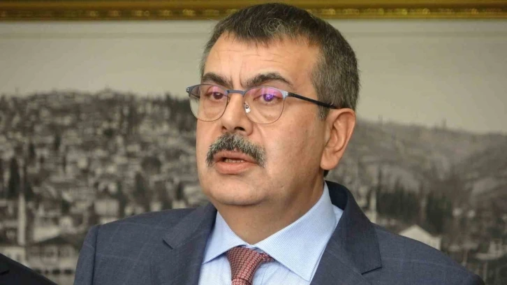 Bakan Tekin: "Başka ülkede okusak ’devrim yapmışlar’ diyebileceğimiz rakamlar var ama politikada bu çok eleştiri konusu oluyor"
