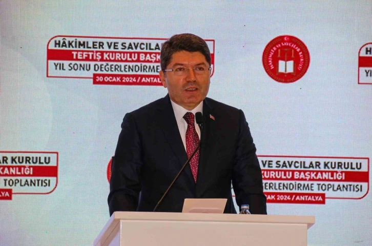 Bakan Tunç: "’İşte adalet budur’ şeklindeki eleştirileri ağır ve haksız buluyoruz"
