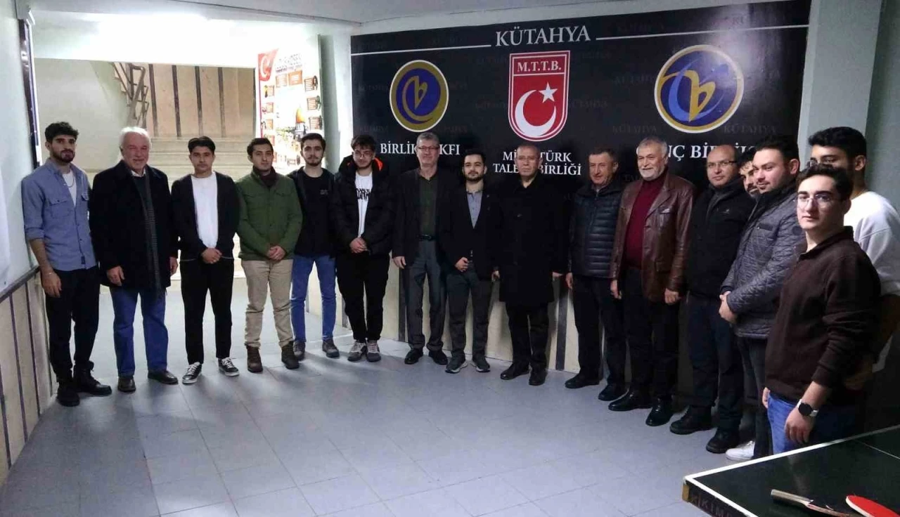 Bakan Yardımcısı Tancan’dan Birlik Vakfı Kütahya Şubesi’ne ziyaret
