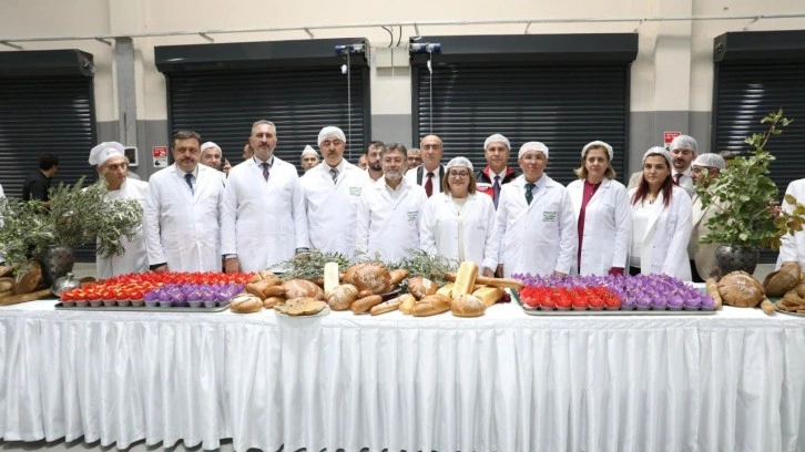 Bakan Yumaklı'nın katılımıyla Gaziantep Büyükşehir Haydi Ekmek fabrikası açıldı