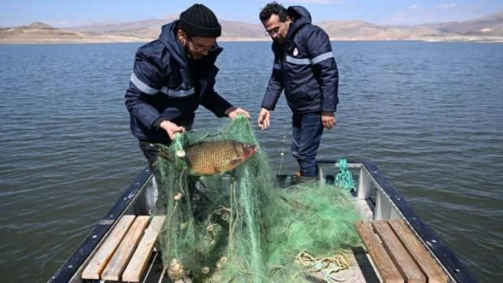 Balık avı yasağına uymadılar: 22 bin 180 lira ceza kesildi!