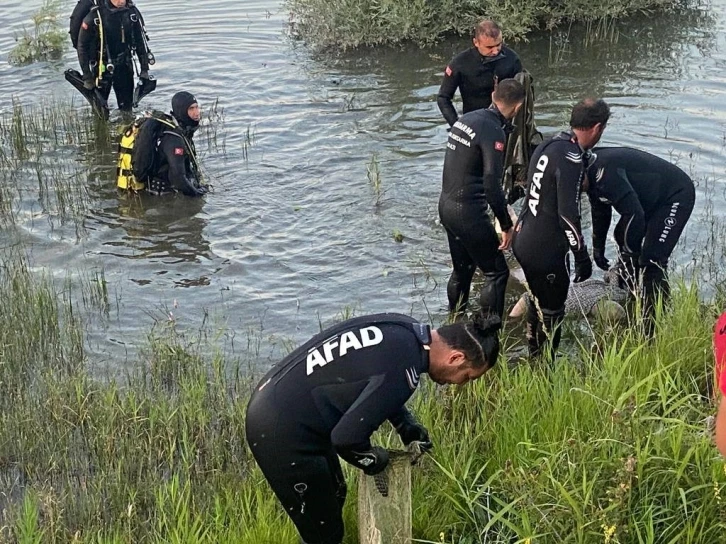 Balık tutmak isteyen 74 yaşındaki adam gölete düşerek kayboldu
