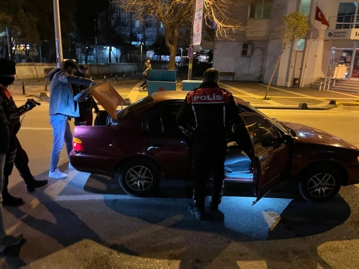 Balıkesir’de asayiş ve trafik uygulaması: 10 şahsa gözaltı
