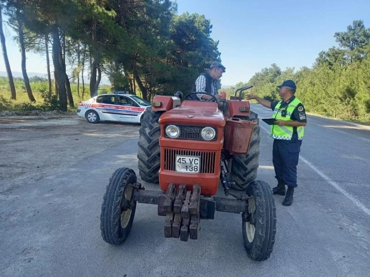 Balıkesir’de jandarmadan asayiş ve uyuşturucu operasyonu
