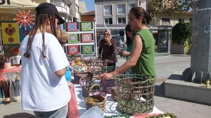 Balıkesir’de özel öğrencilerin eserleri göz kamaştırdı
