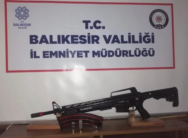 Balıkesir’de polis ve jandarma suçlulara göz açtırmıyor
