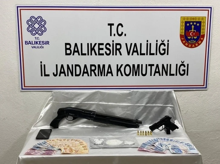 Balıkesir’de polis ve jandarmadan 54 şahsa operasyon
