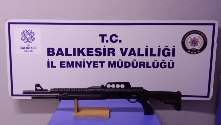 Balıkesir’de polis ve jandarmadan asayiş operasyonu
